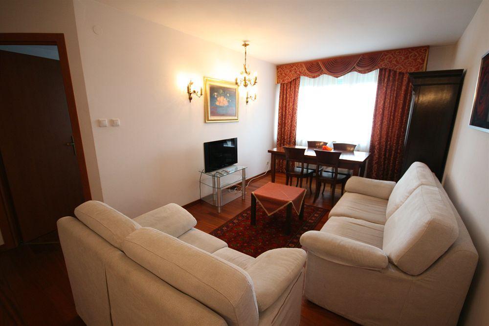 Lucka Residence Варшава Екстериор снимка